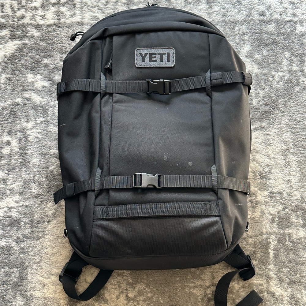 Yeti Crossroads 27L Backpack